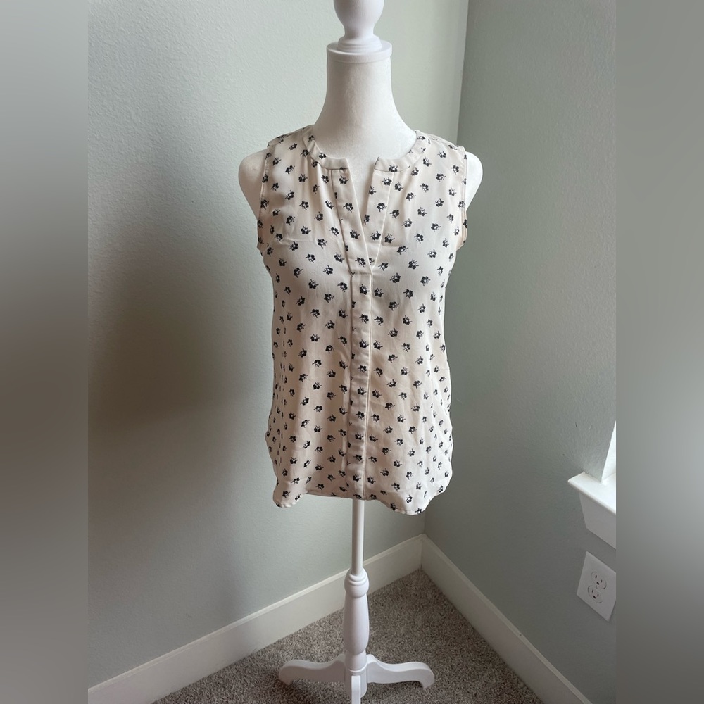 Ann Taylor shell top